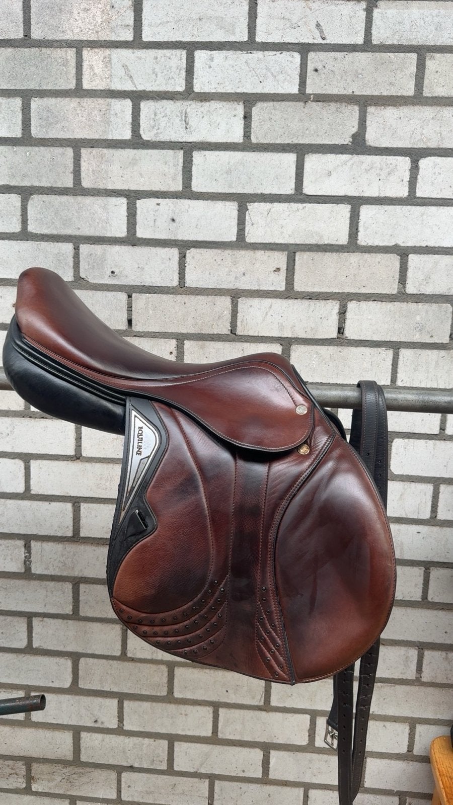 Equiline springzadel 18 inch boommaat 33, Dieren en Toebehoren, Ophalen of Verzenden, Springen