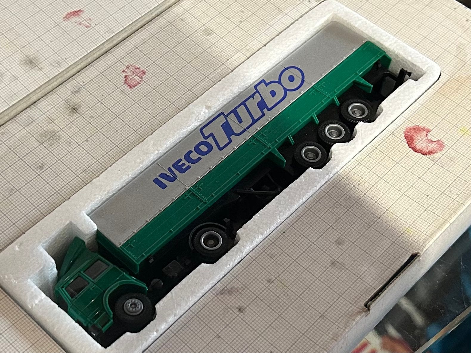 Herpa Iveco Turbostar Dealermodel 1:87 OVP, Verzenden, Zo goed als nieuw