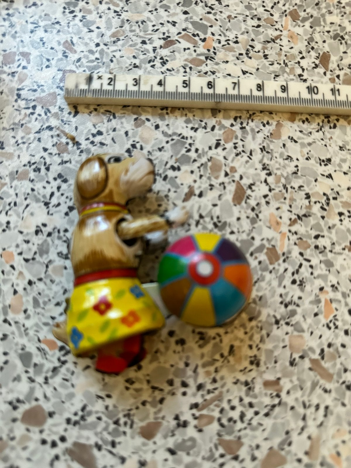 Vintage blikken speelgoed hond met bal, Verzamelen, Ophalen of Verzenden, Gebruikt