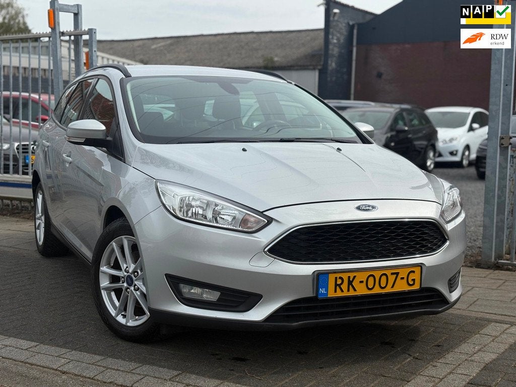 Ford Focus Wagon 1.0 Lease Edition | NWE D-Riem | Navigatie, Gebruikt, Automatische klimaatregeling, Origineel Nederlands, Handgeschakeld