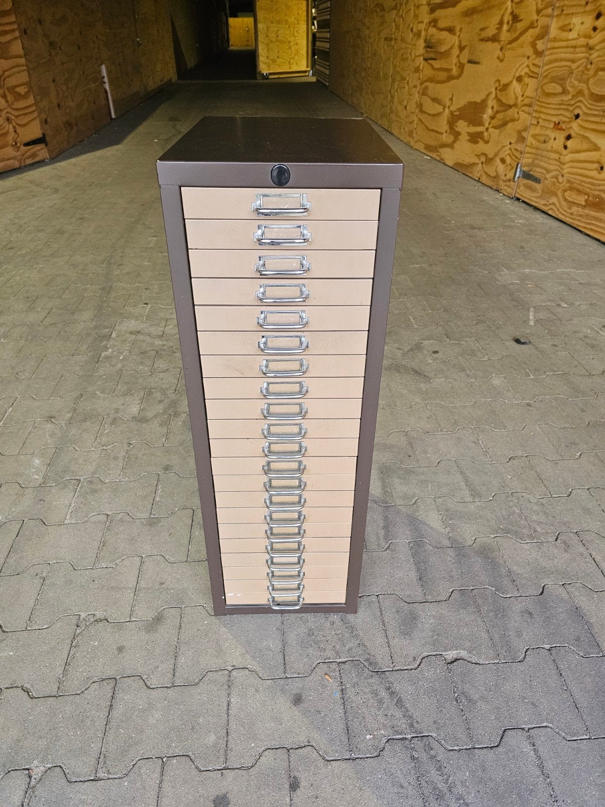 1x metalen ladekastje met 21 lades, Ophalen, Minder dan 50 cm, 5 laden of meer, Minder dan 100 cm