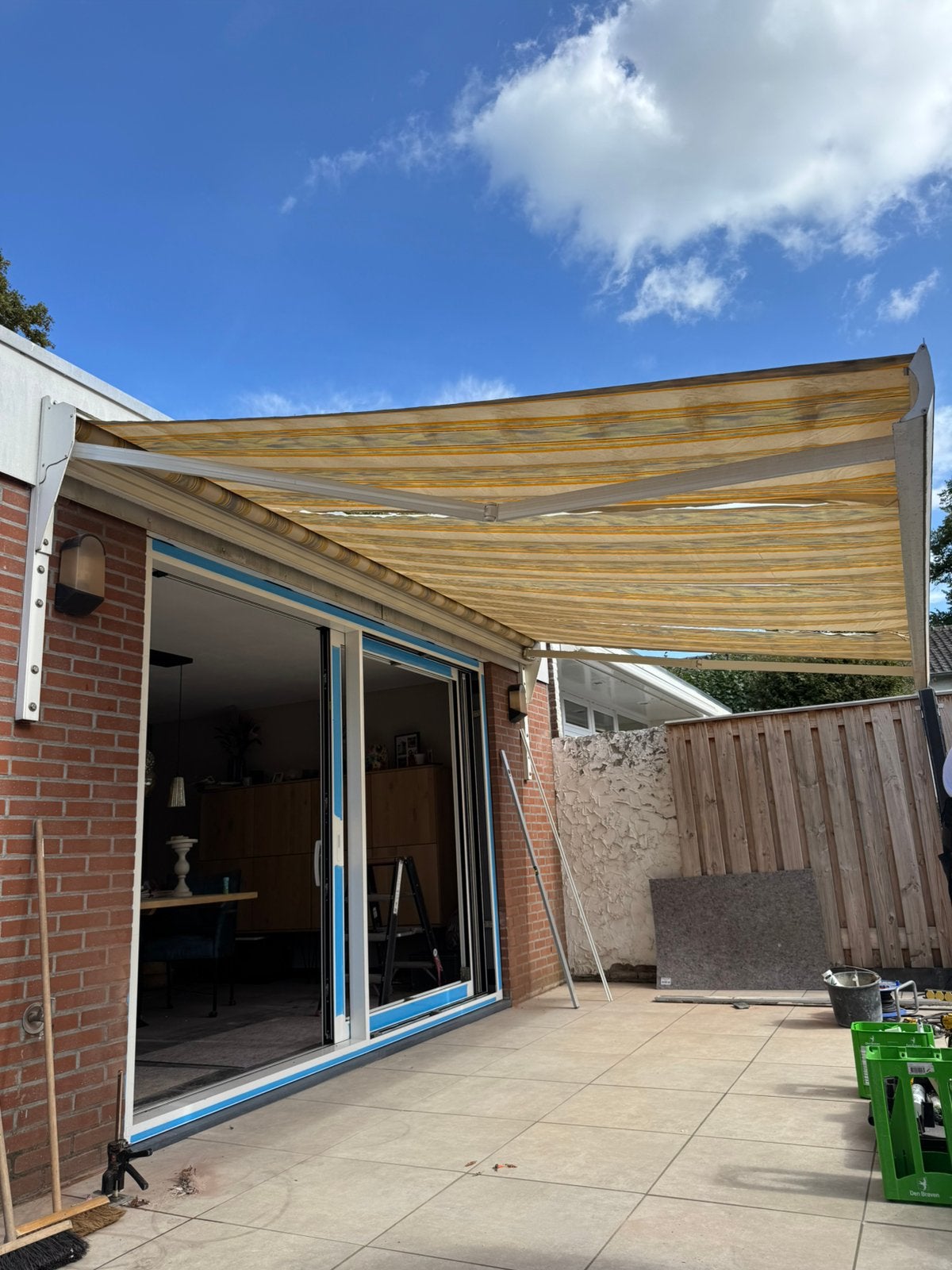 Elektrisch Knikarmscherm, uitval/zonnescherm BxD 4,5x3m, Tuin en Terras, Ophalen, 450 cm of meer, Elektrisch, Zo goed als nieuw