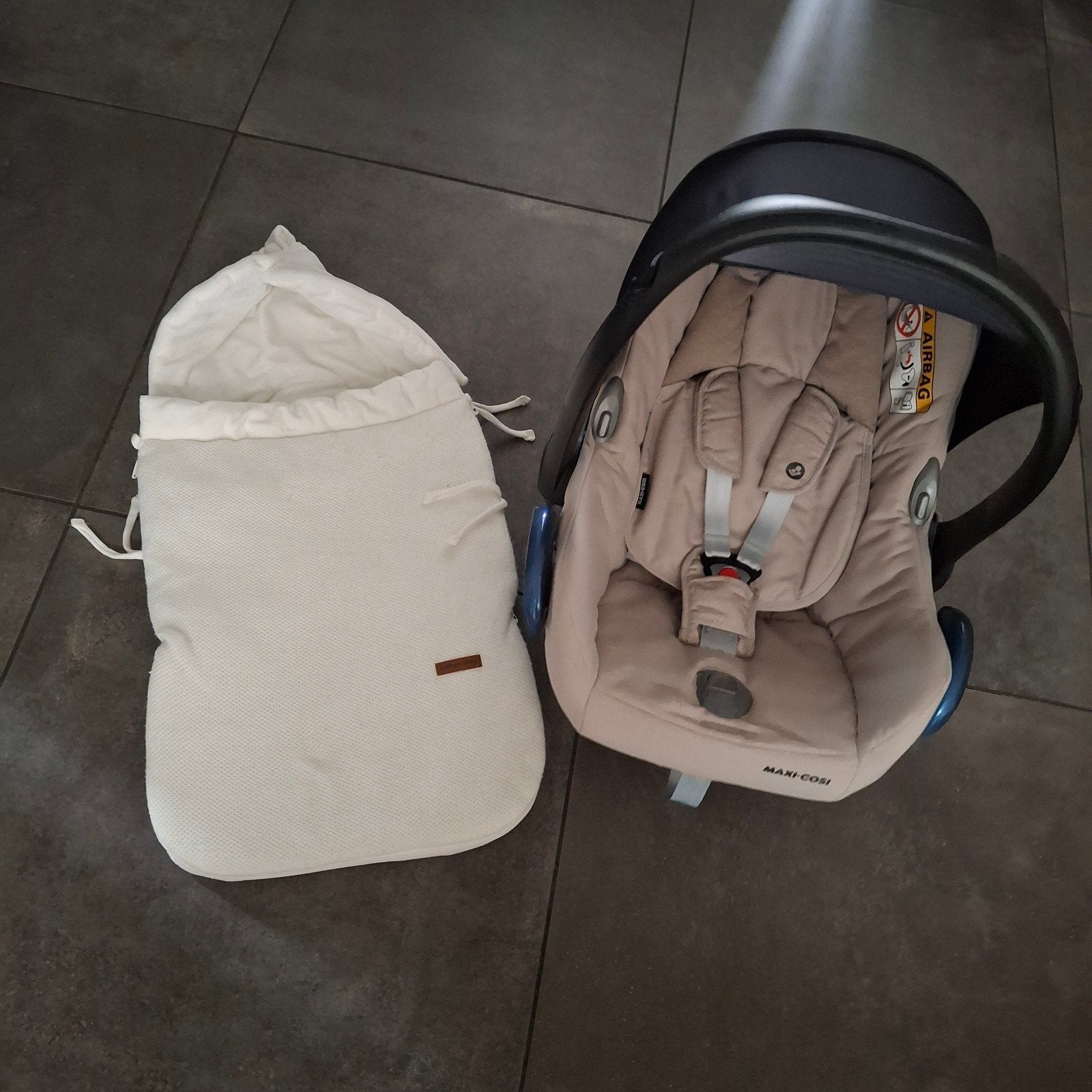 Maxi cosi, Ophalen, Zo goed als nieuw, Maxi-Cosi, Voetenzak