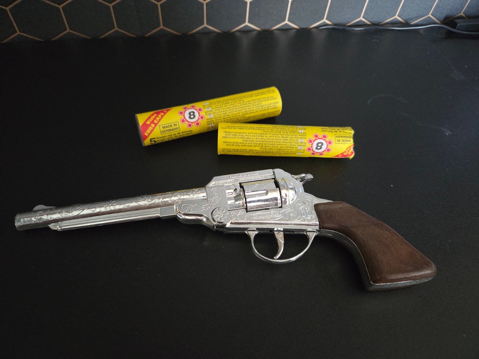 Klappertjespistool met patronen - Speelgoed revolver, Ophalen of Verzenden, Gebruikt, Jongen of Meisje
