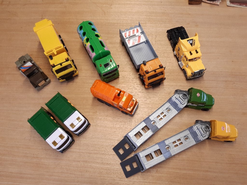 Partij 10x Speelgoedauto's 22cm Vrachtwagens Vuilnis Werk, Ophalen of Verzenden, Gebruikt