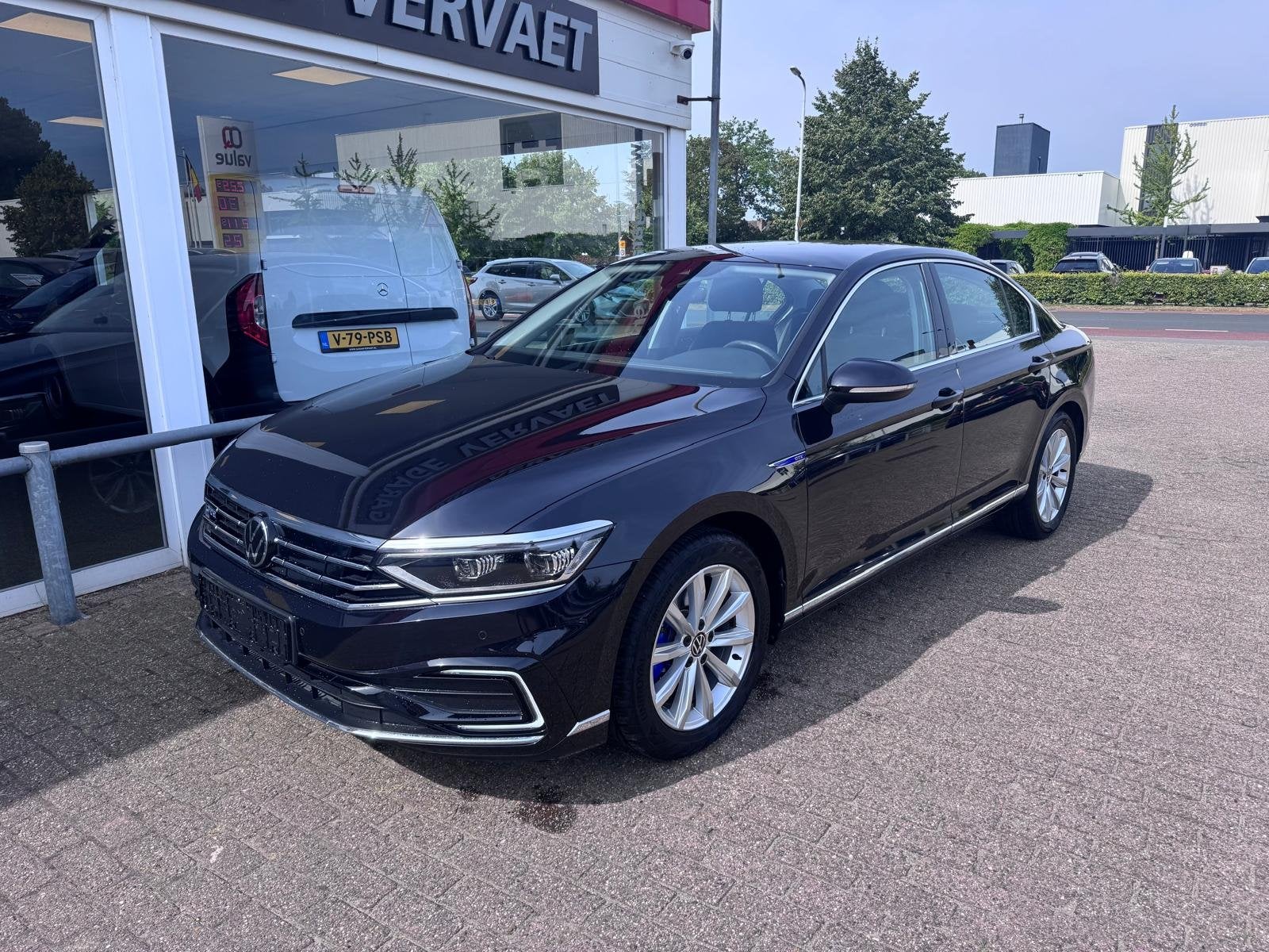 Volkswagen Passat 1.4 TSI PHEV GTE Business, Auto's, Volkswagen, Automaat, Stof, Gebruikt, 4 cilinders