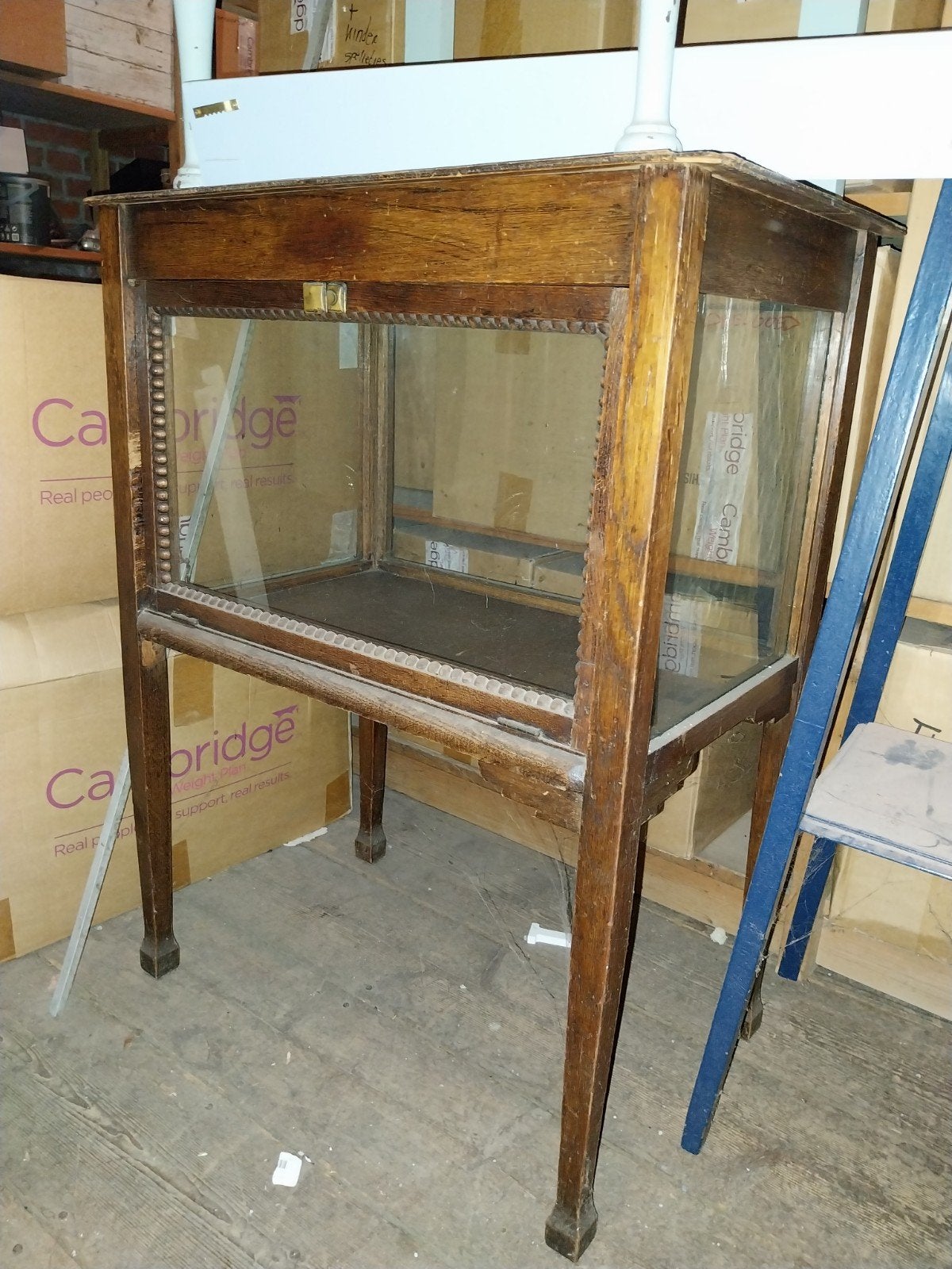 Vintage vitrine kastje, Antiek en Kunst, Ophalen