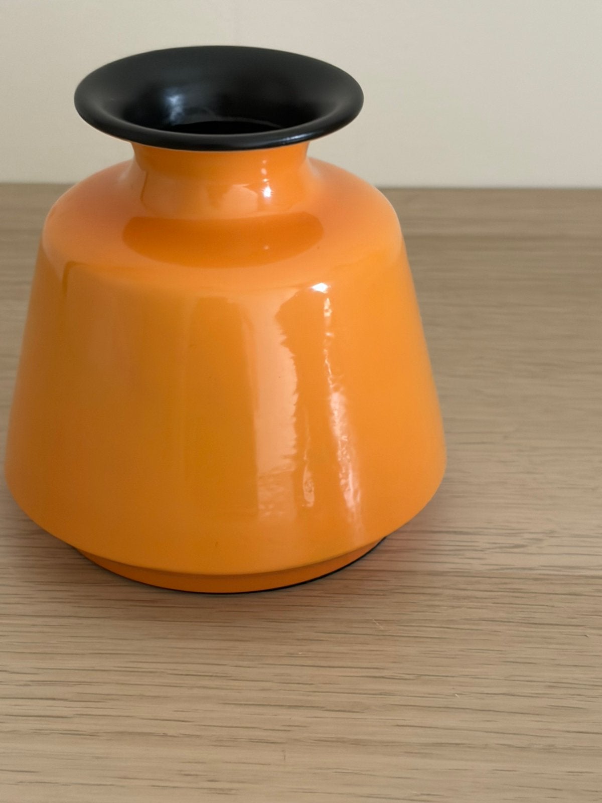 Vintage oranje vaasje, Huis en Inrichting, Woonaccessoires | Vazen, Ophalen of Verzenden, Zo goed als nieuw