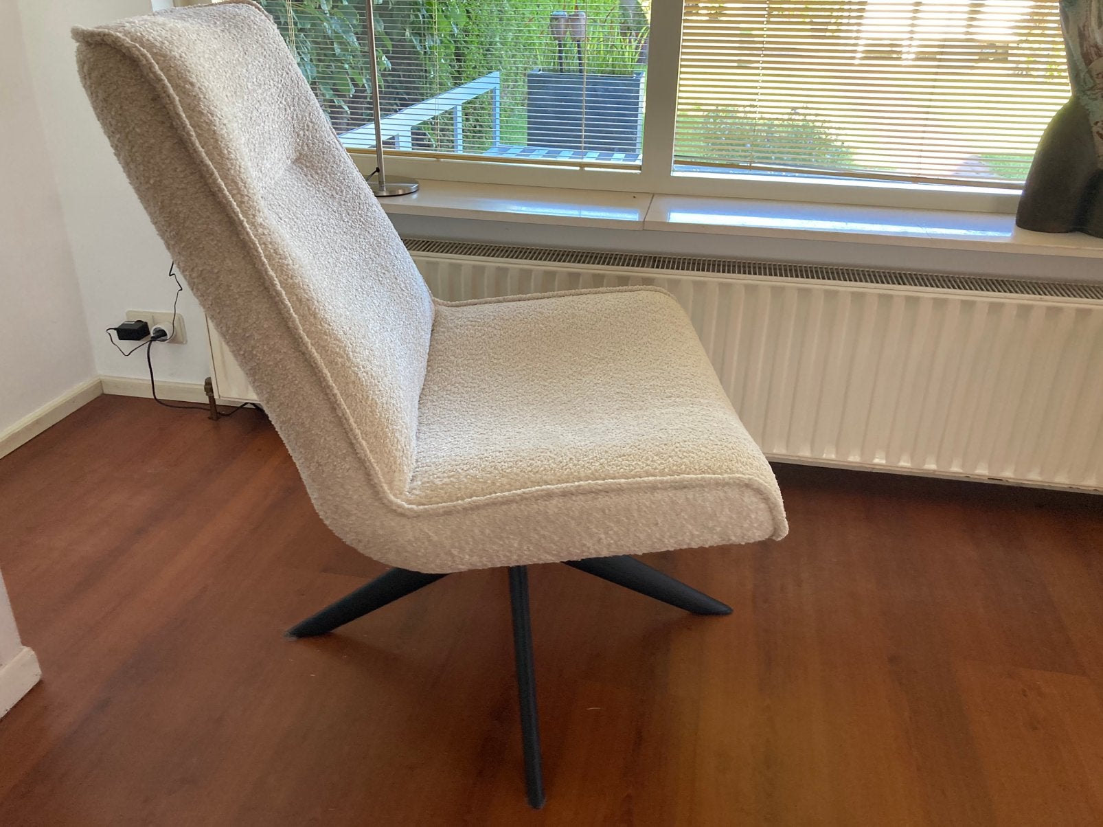 Draaifauteil creme leenbakker nora, Ophalen, Zo goed als nieuw, Minder dan 50 cm