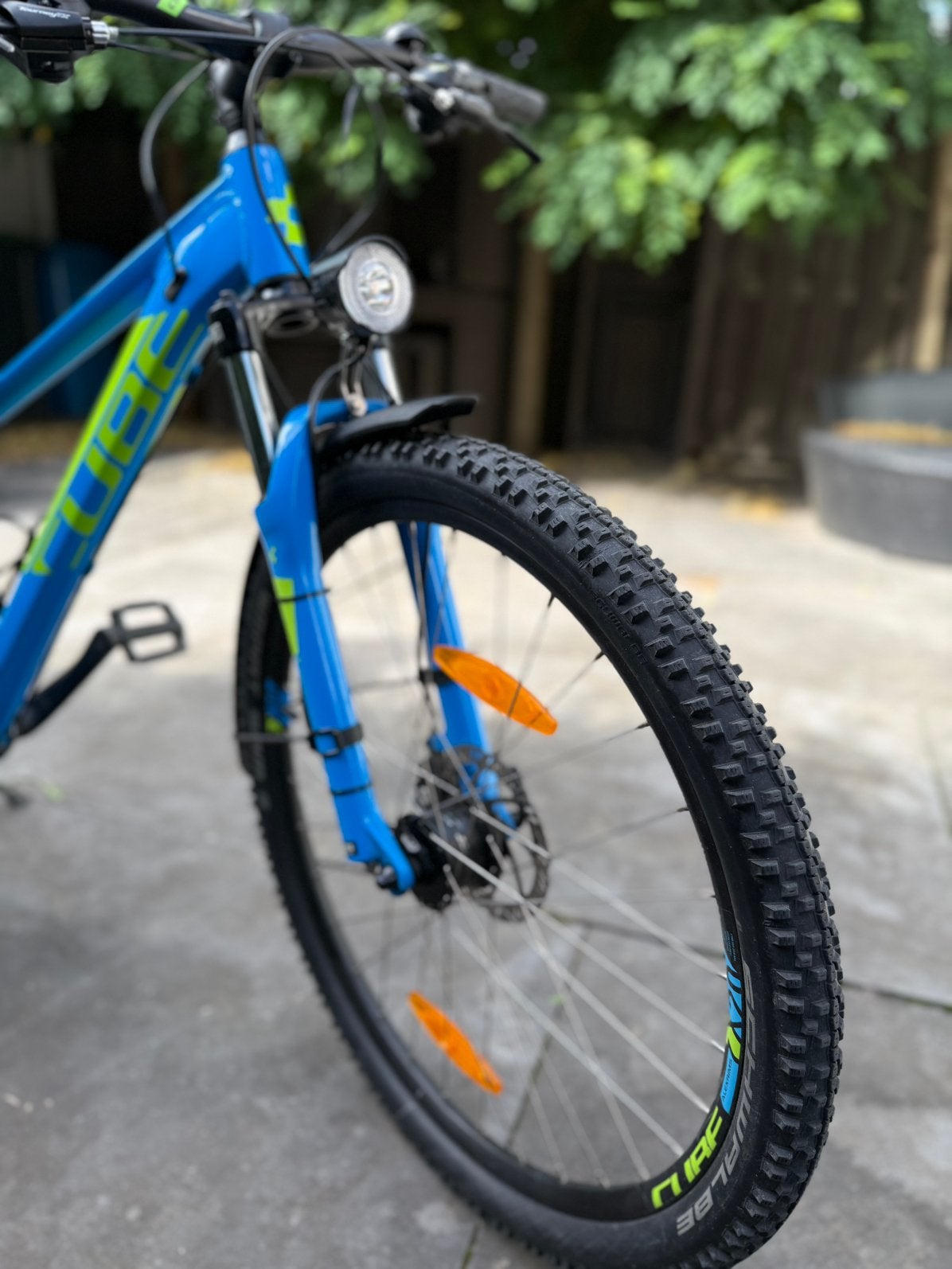 Foto 9 van CUBE Aim mountainbike blauw/groen – junior / kleine maat