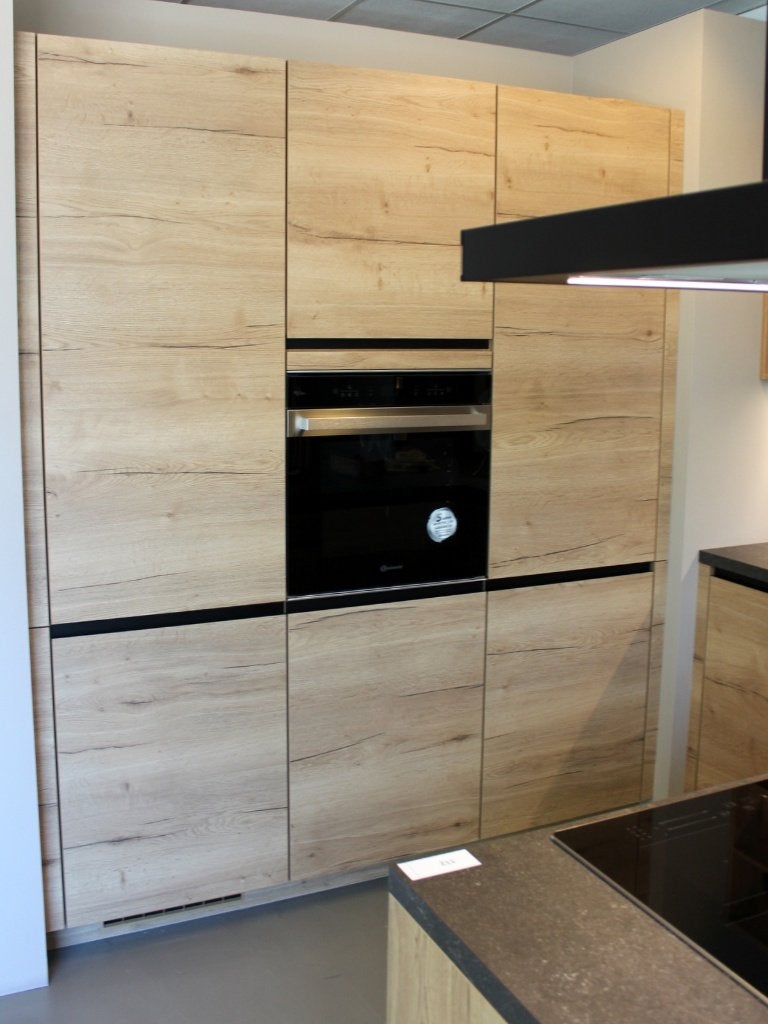 BP112 Moderne eikenlook eilandkeuken showroommodel, Huis en Inrichting, Ophalen, Waldstraße 53-57, 33415 Verl  Duitsland, Overige typen