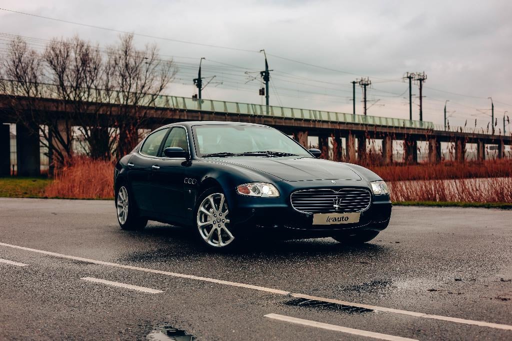 Maserati Quattroporte 4.2 V8 ZF | Youngtimer, Automaat, 8 cilinders, Blauw, Leder