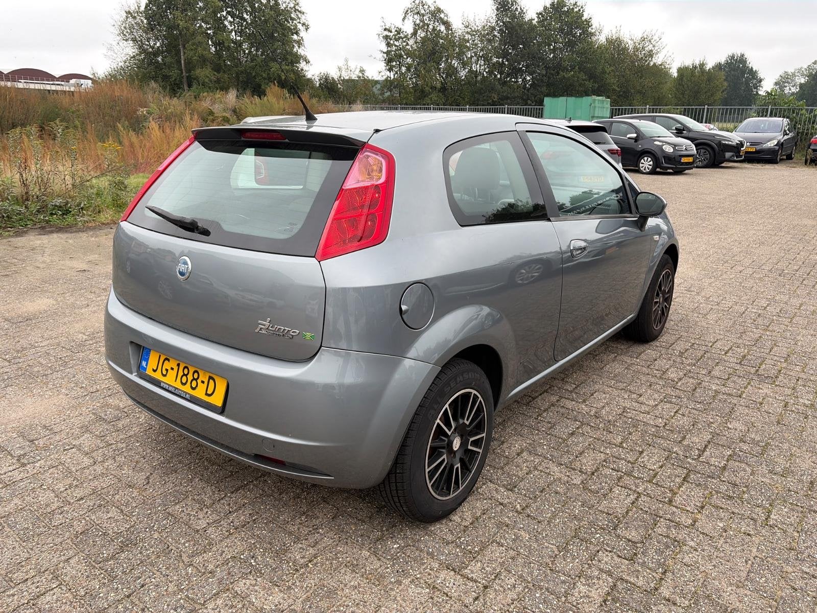 Fiat Punto 1.2-16V SportSound | Airco | Elekt. Ramen | LMV |, Voorwielaandrijving, Metallic lak, Stof, 1242 cc