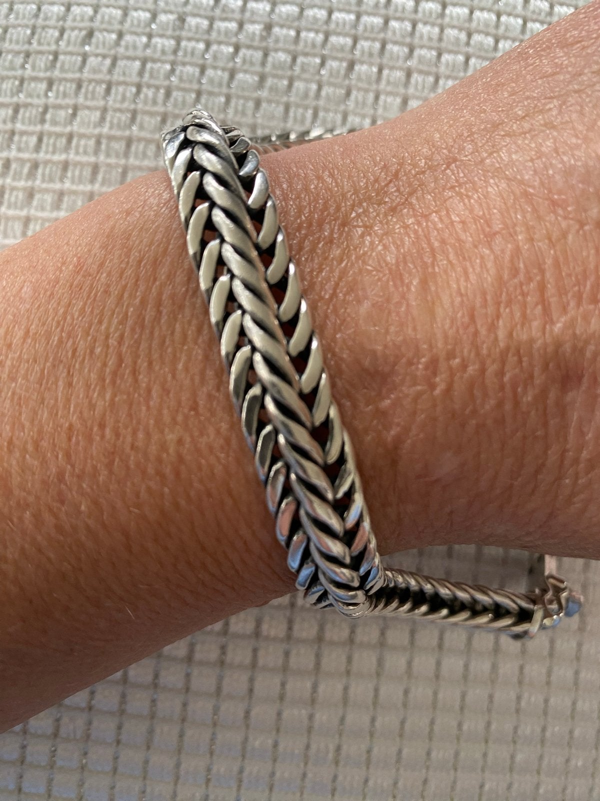 Buddha to Buddha Nurul armband 19 cm, Sieraden, Tassen en Uiterlijk, Armbanden, Ophalen of Verzenden, Zo goed als nieuw, Zilver