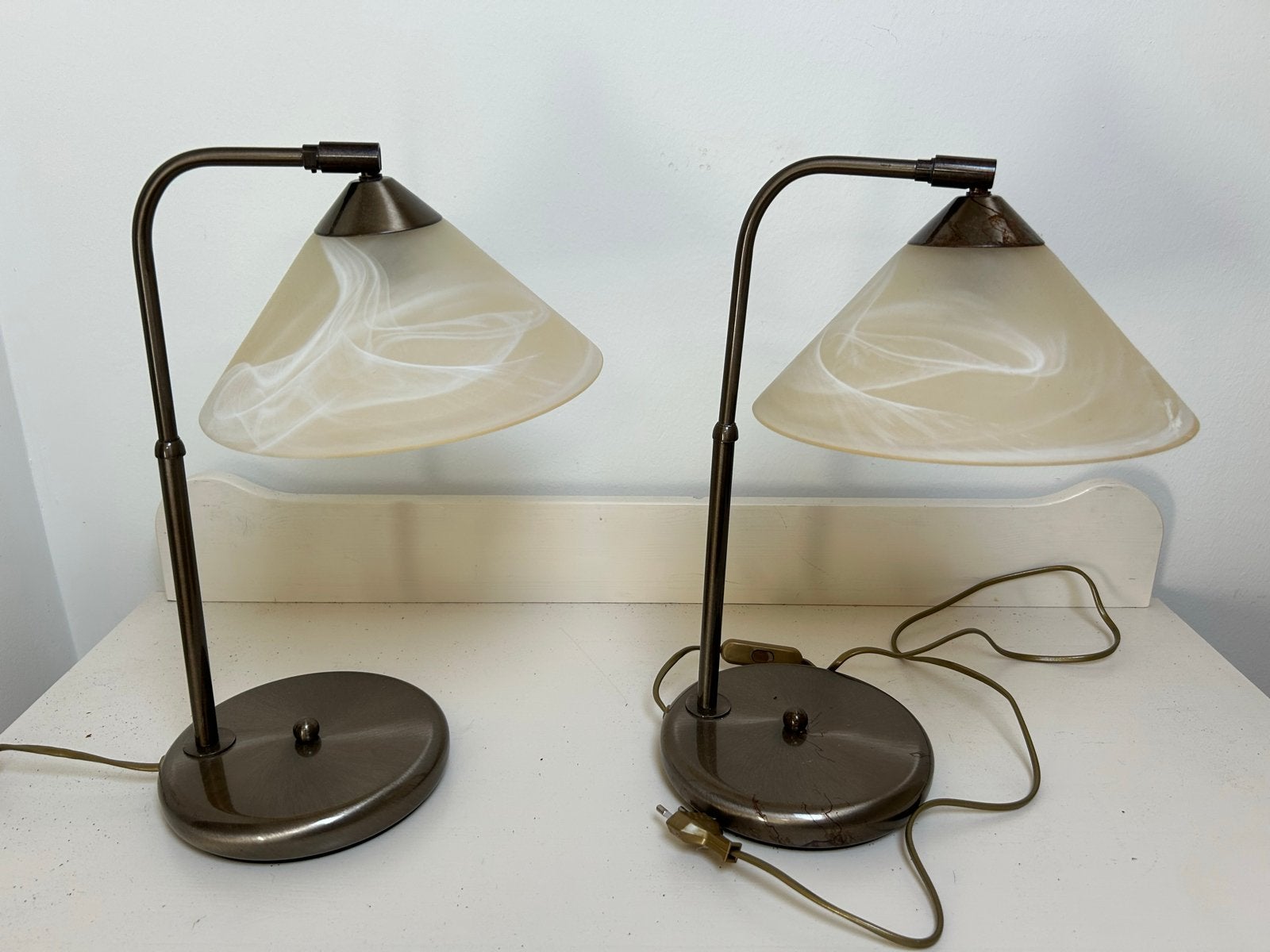Set van 2 vintage tafellamp bureaulamp met glazen kap, Huis en Inrichting, Met schakelaar, Gebruikt, Overige merken, Vintage