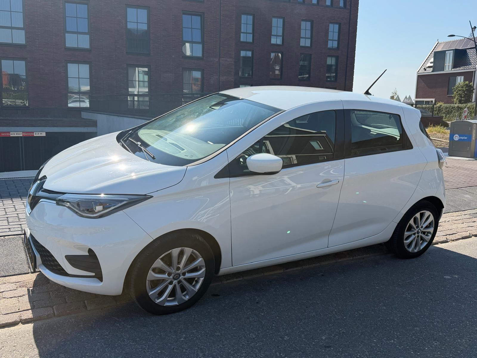 Renault ZOE (koopbatterij️)100pk 2020 Wit, Auto's, Renault, 180 min, Wit, Elektrisch, Particulier