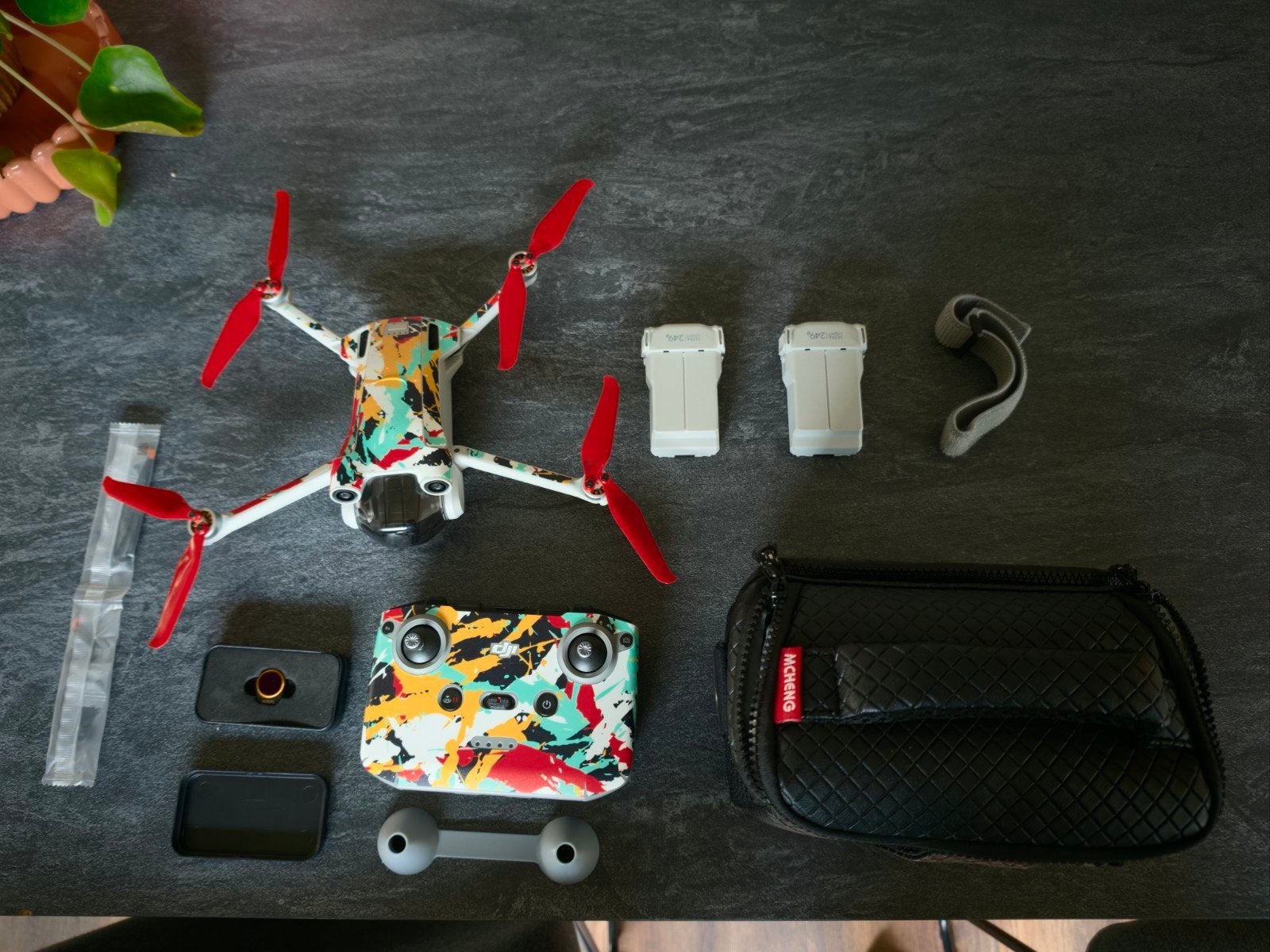 DJI Mini 3 Pro Drone met Controller en Extra accu, Cameradrone, Zo goed als nieuw, DJI, 1 tot 5 kilometer