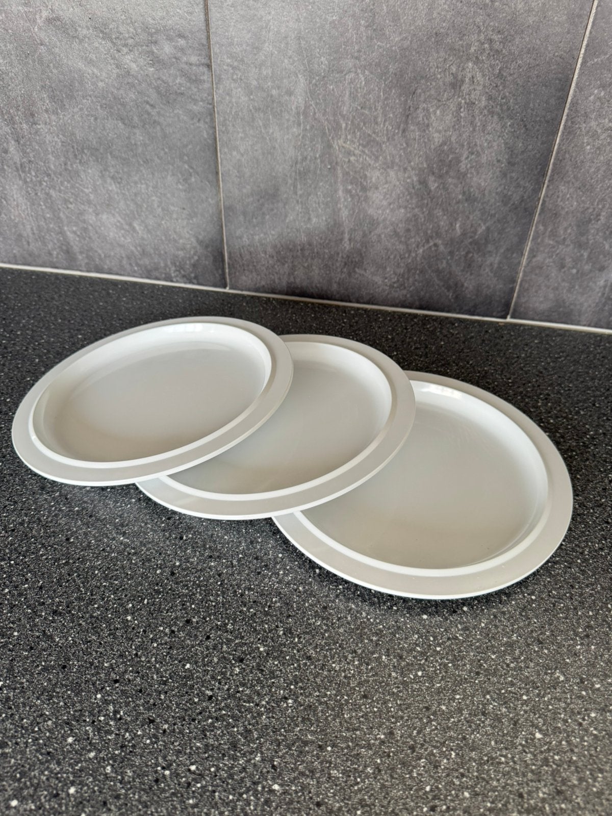 3 borden rosti mepal, Ophalen of Verzenden