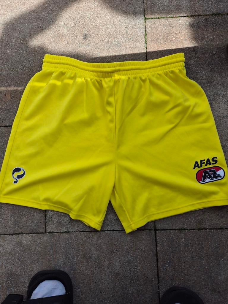 AZ Alkmaar Voetbalbroekje - Maat XL, Geel, Maat 56/58 (XL), Ophalen of Verzenden, Voetbal