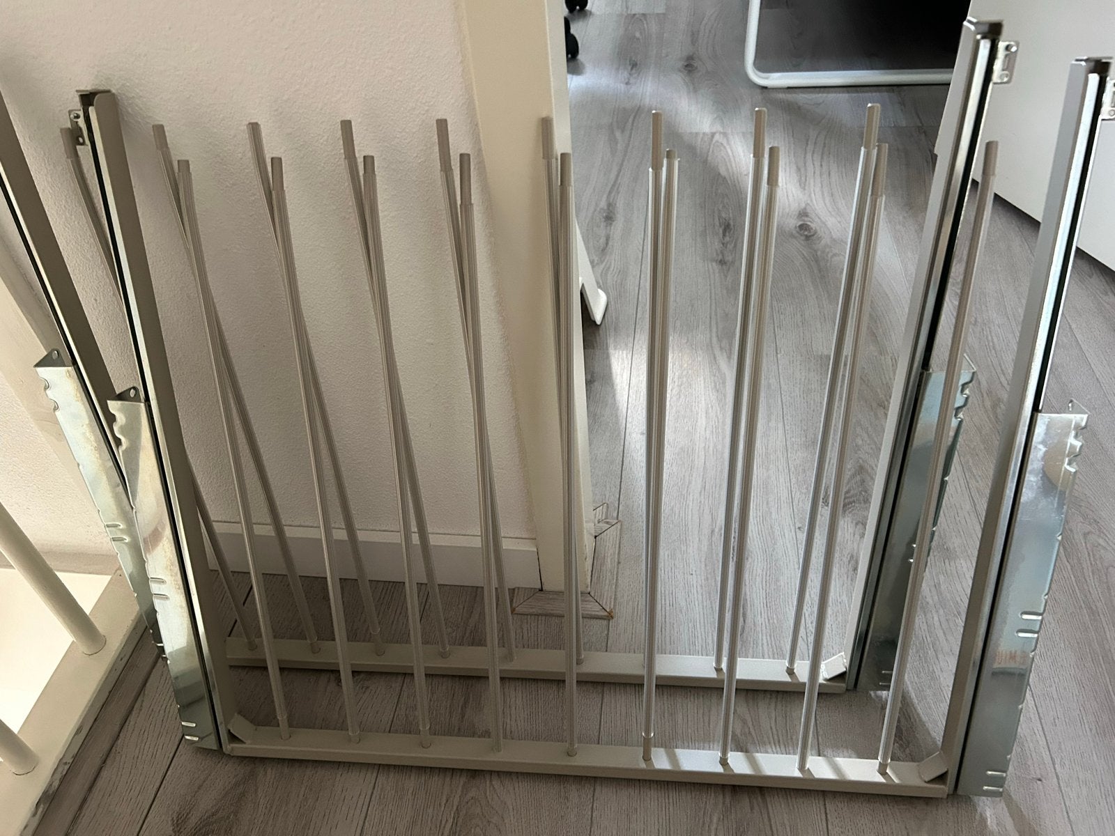 IKEA Uittrekbaar broekrek 2X, Ophalen, Zo goed als nieuw, 25 tot 50 cm, Minder dan 100 cm