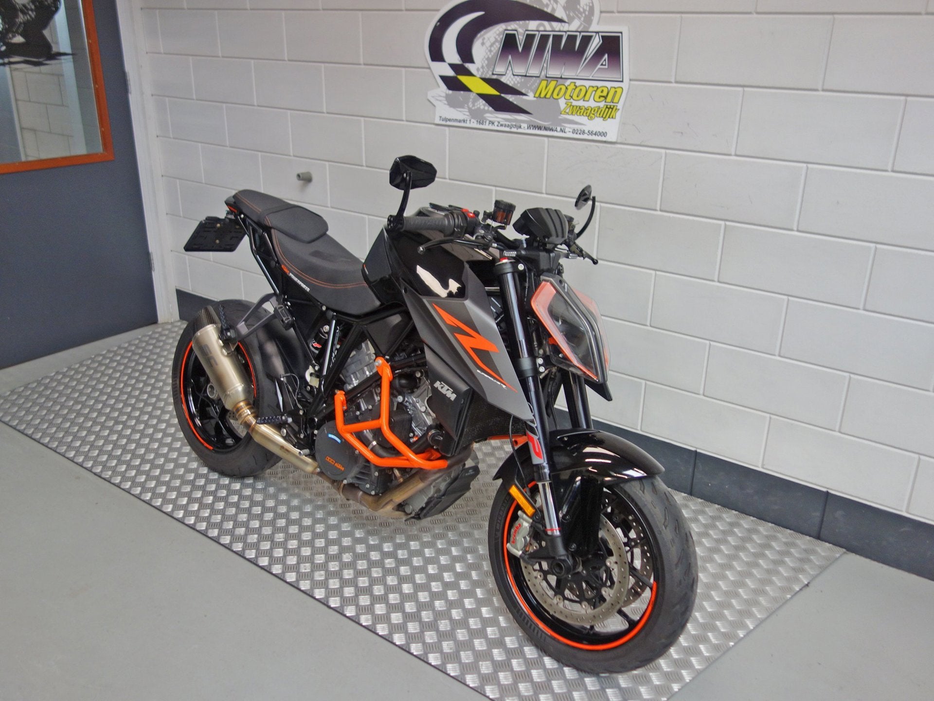 KTM 1290 SuperDuke R ABS, Motoren, 1301 cc, Meer dan 35 kW, Handgeschakeld, Gebruikt