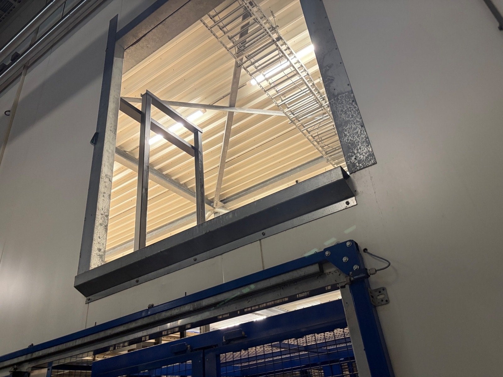 Gebruikte entresolvloer 380m2 met trap en lift, Ophalen, Ntb, Ntb, Ntb