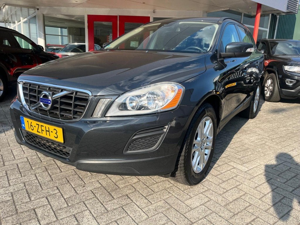 Volvo XC60 2.0 T5 240PK Automaat  Achteruitrijcamera  Trekha, Euro 5, 1598 kg, Origineel Nederlands, XC60