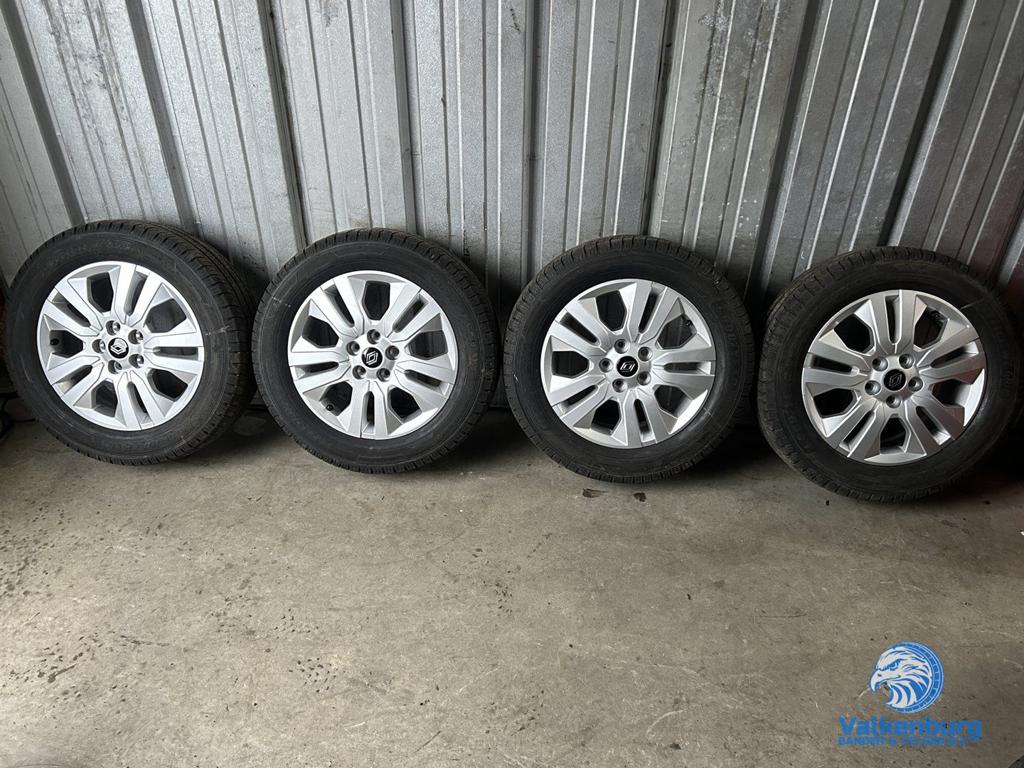 Nieuwe originele Renault Trafic Facelift 17 inch velgen 5x11, Auto-onderdelen, Banden en Velgen, -, -, Banden en Velgen, Nieuw