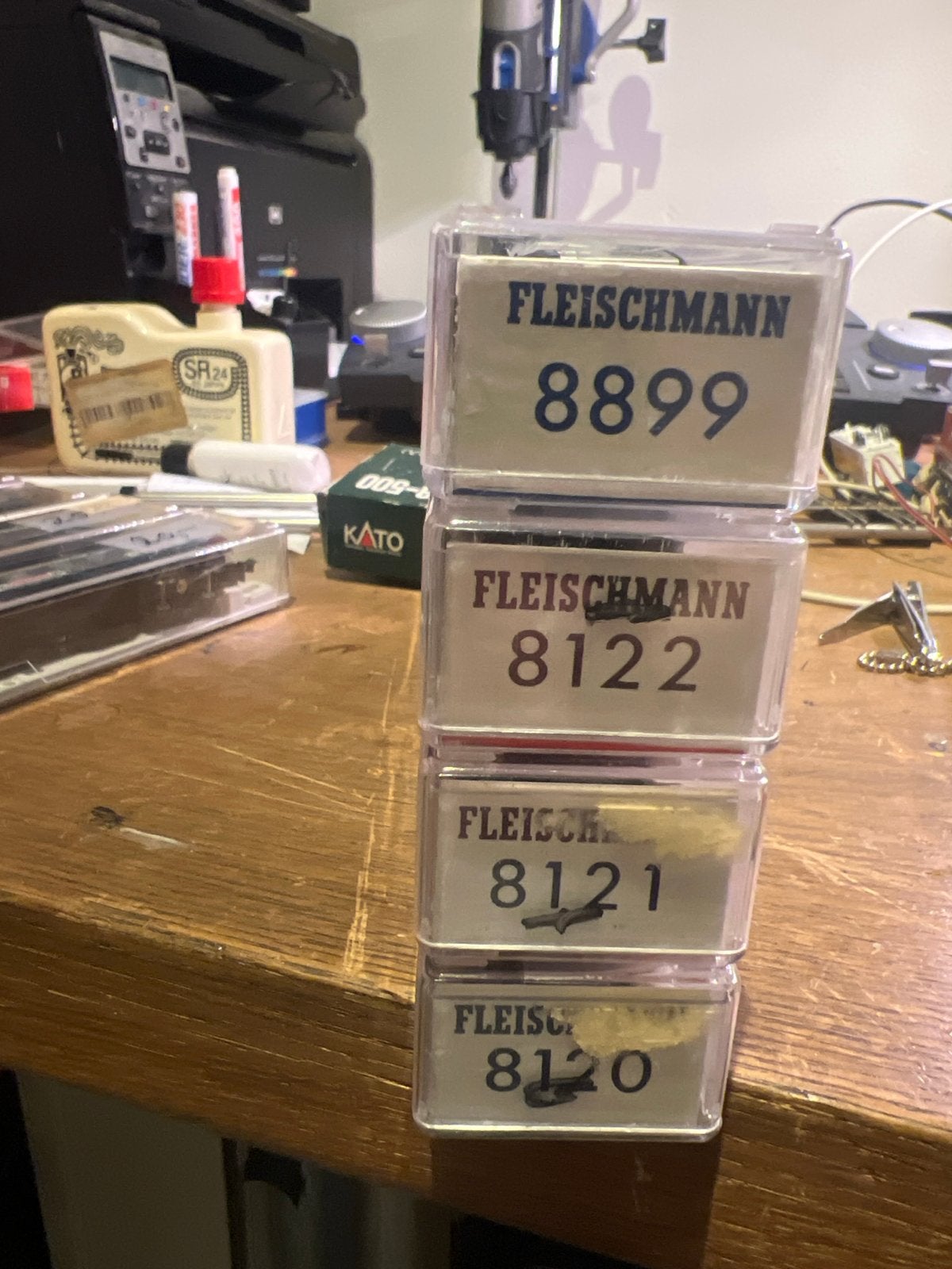 2maal Fleischmann Wagons (8899, 8122, 8121, 8120) - N-spoor, Gebruikt, Gelijkstroom, Fleischmann, Wagon