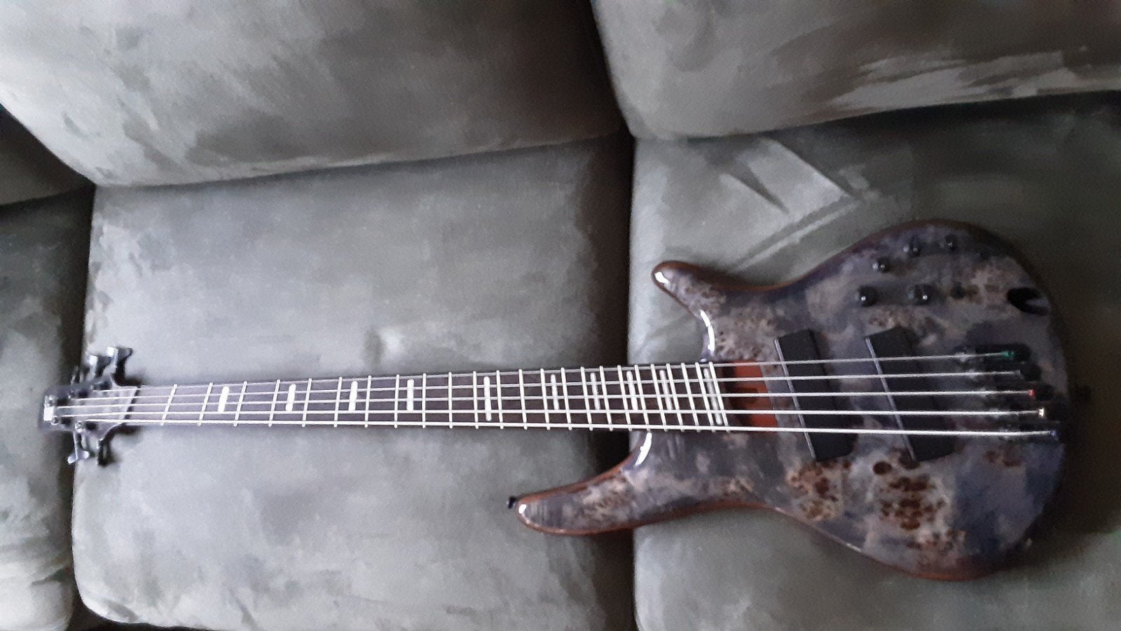 Ibanez SGMS805 met Mono Gigbag, Ophalen, Zo goed als nieuw, Elektrisch, 5-snarig