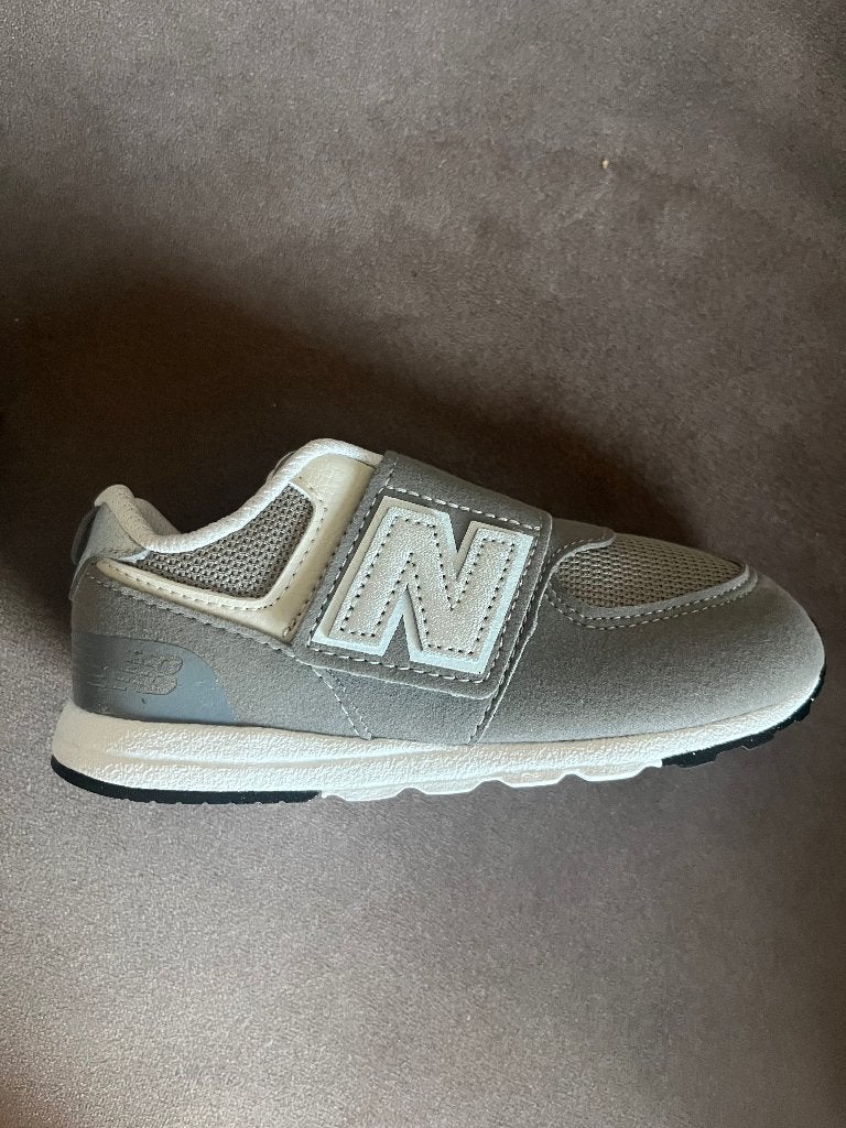 New balance nieuw in doos, Jongen of Meisje, Schoenen, Nieuw, Ophalen of Verzenden