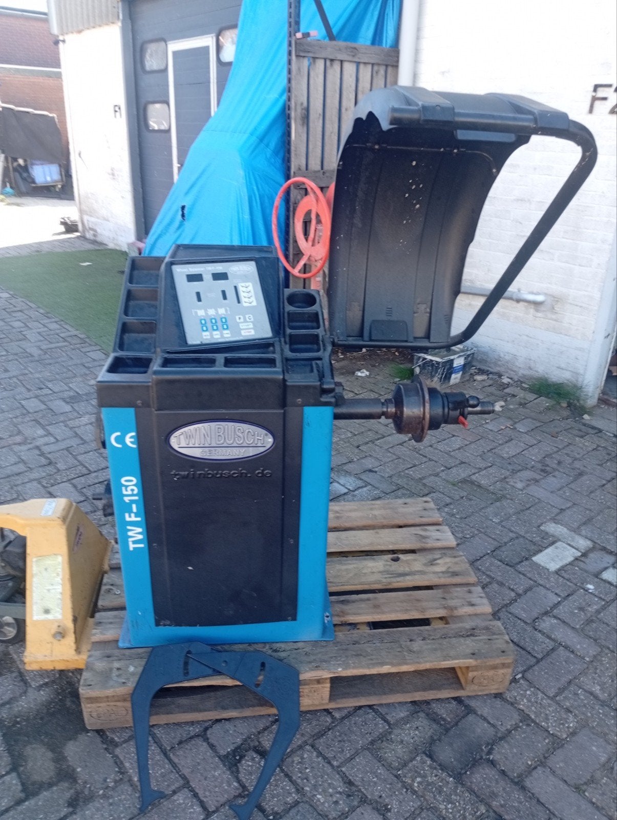 Twin Busch TWF-150 Bandenbalanceermachine, Ophalen, Gebruikt, Banden en Velgen, Personenwagen