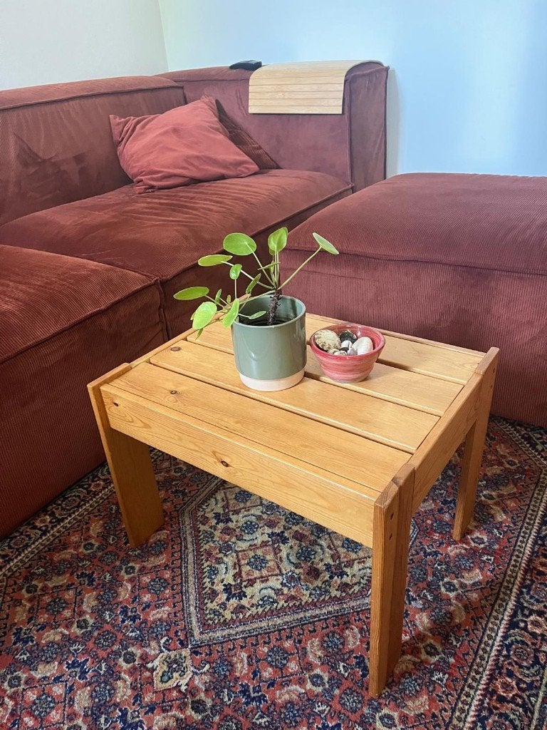Vintage houten bijzettafeltje – Karin Mobring – Mid Century, Ophalen, Minder dan 45 cm, Minder dan 55 cm, Zo goed als nieuw