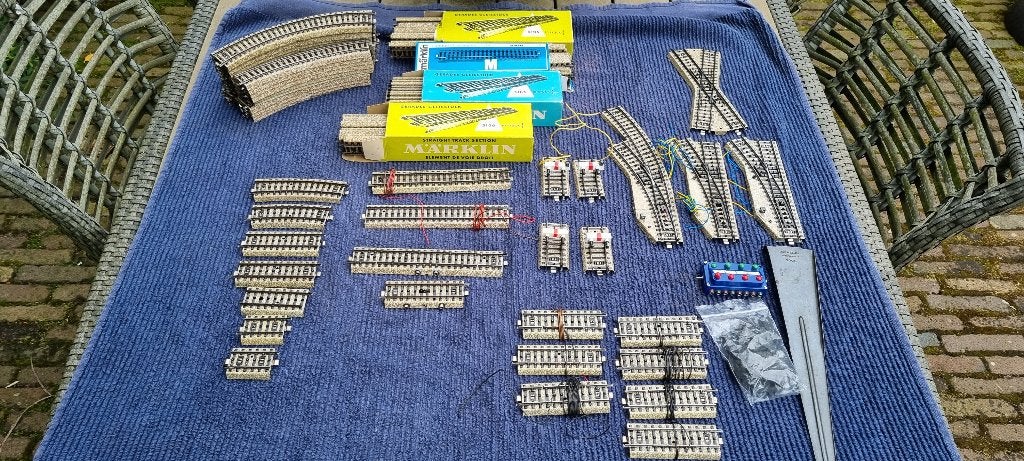 marklin rails en wissels grote partij 93 items MOET WEG !!!!, Wisselstroom, Gebruikt, Analoog, Rails