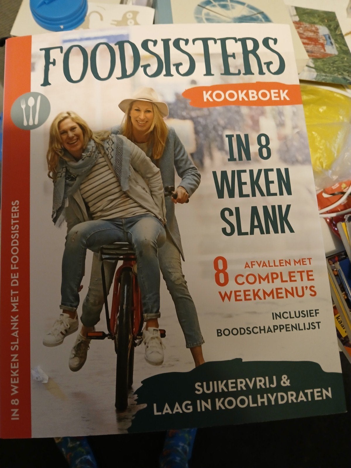 Foodsisters kookboek in 8 weken slank, Ophalen of Verzenden, Gelezen