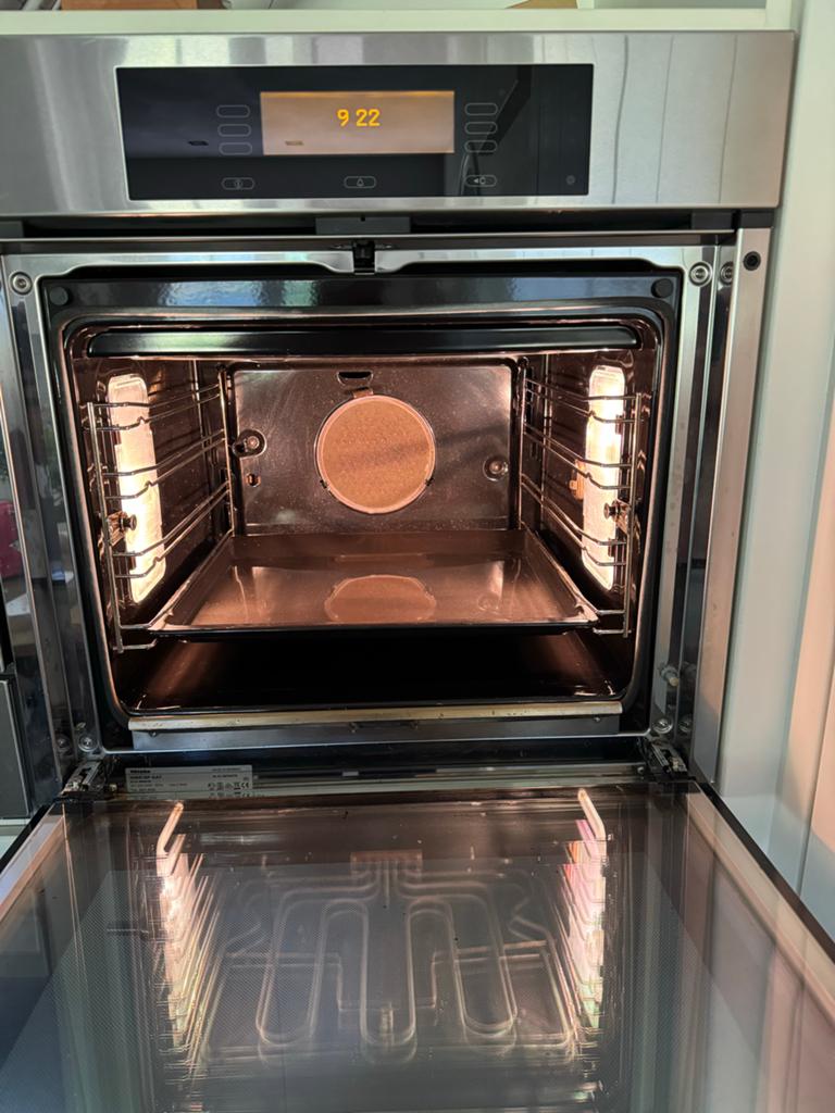 Miele Inbouw Oven met Hetelucht en Grill Functie, Witgoed en Apparatuur, Ovens, Ophalen, Hete lucht, Zo goed als nieuw, Oven met grill
