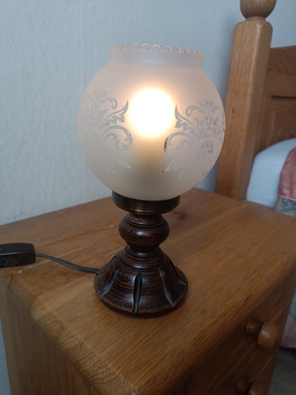 Prachtige Vintage Tafellamp / Olielamp model met geëtst glas, Ophalen of Verzenden, Glas, Olielamp, Vintage