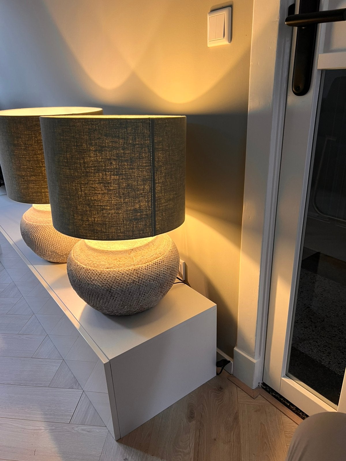 2x Meubella Palm tv-meubel beige – 200 cm, Ophalen, Gebruikt, 5688 HW, Meubella B.V.