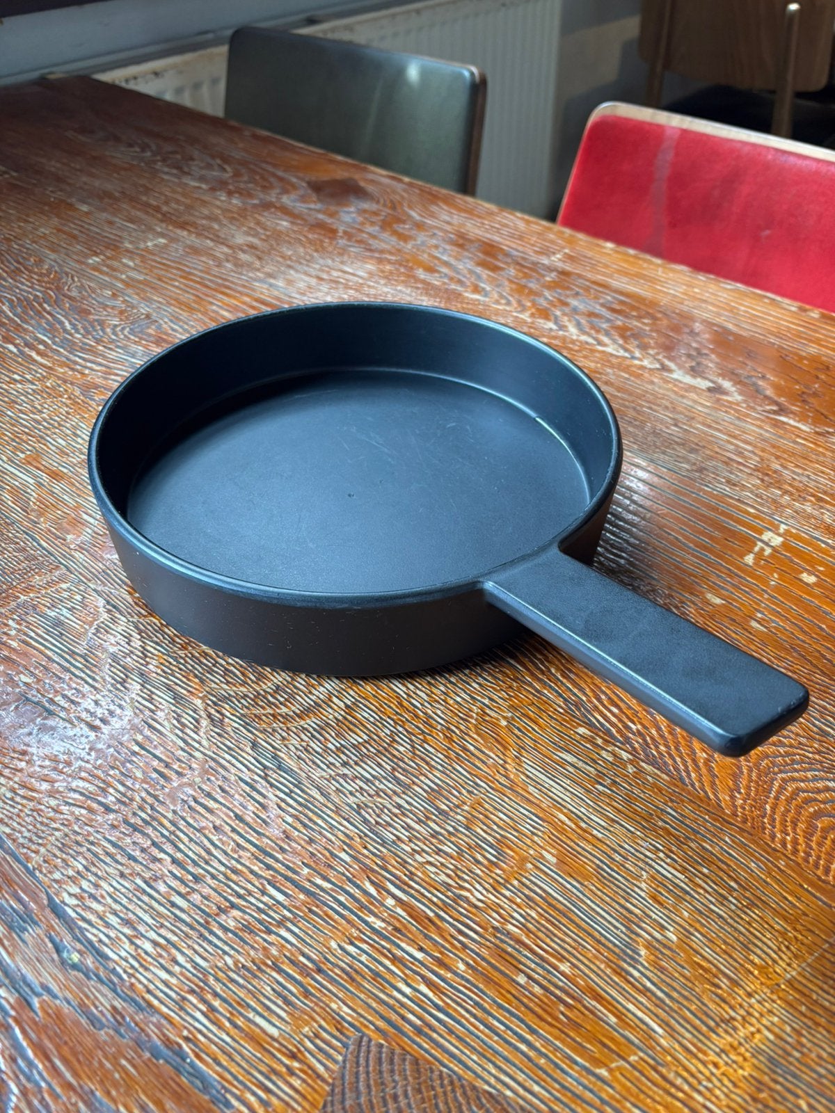 Zwart diep bord met handvat 30,5 cm. Cheforward. 6 stuks, Ophalen, Gebruikt, Overige stijlen, Bord(en)