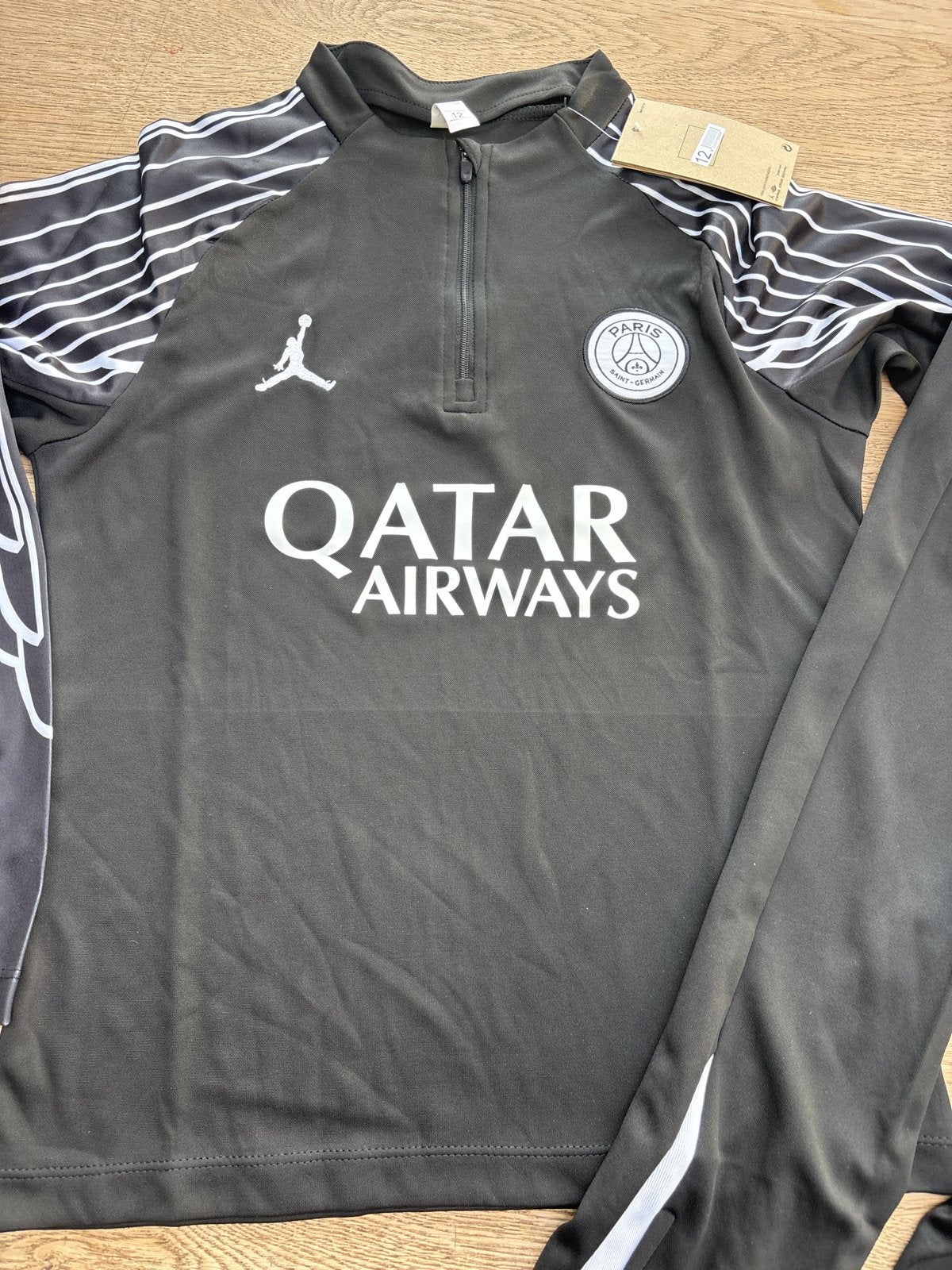 Trainingspak Paris Saint Germain (PSG) maat 140 - 146, Ophalen of Verzenden, Nieuw, Jongen of Meisje, Setje