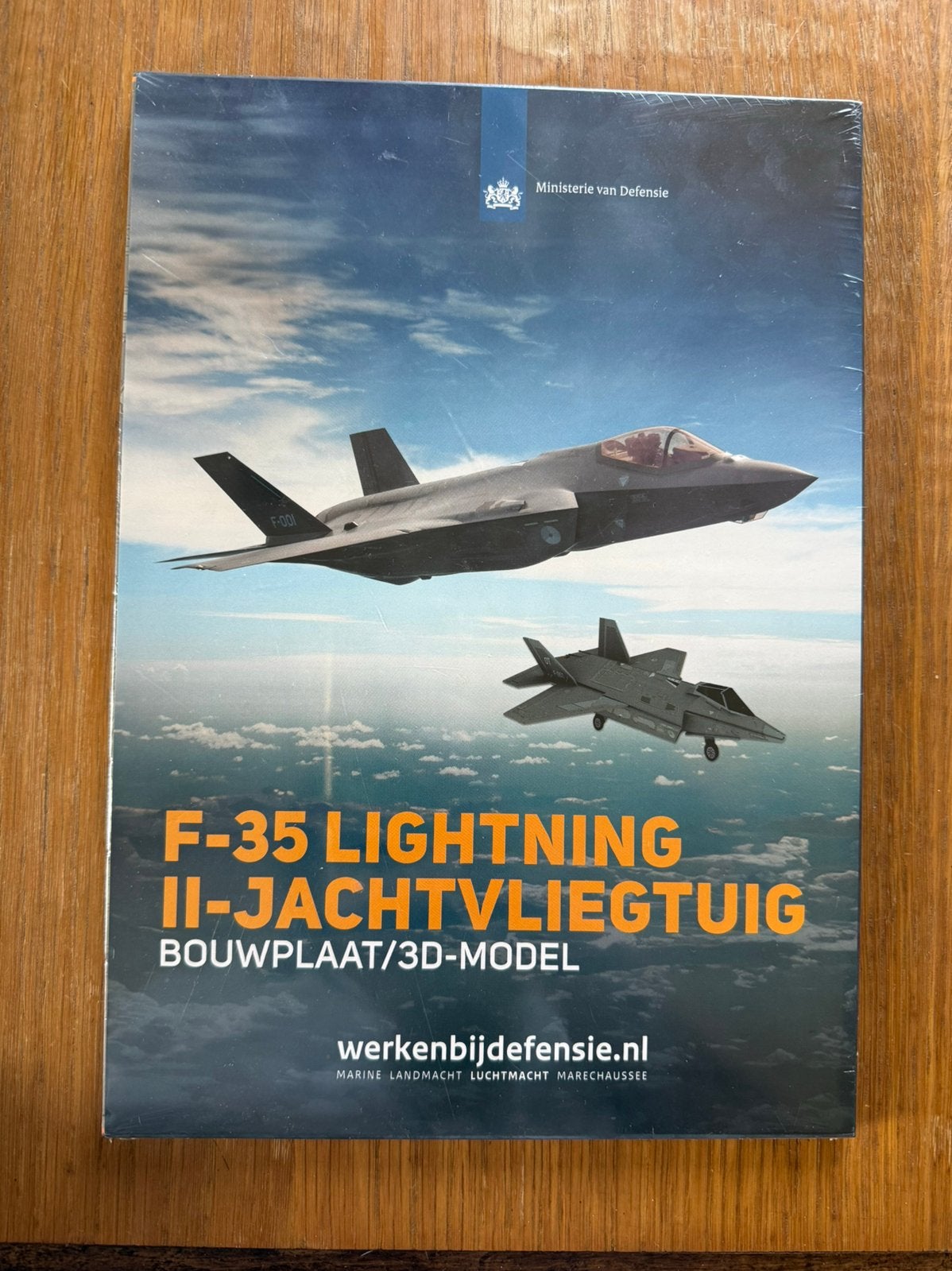 F-35 bouwplaat karton Defensie, Ophalen of Verzenden, Nieuw, Schaalmodel
