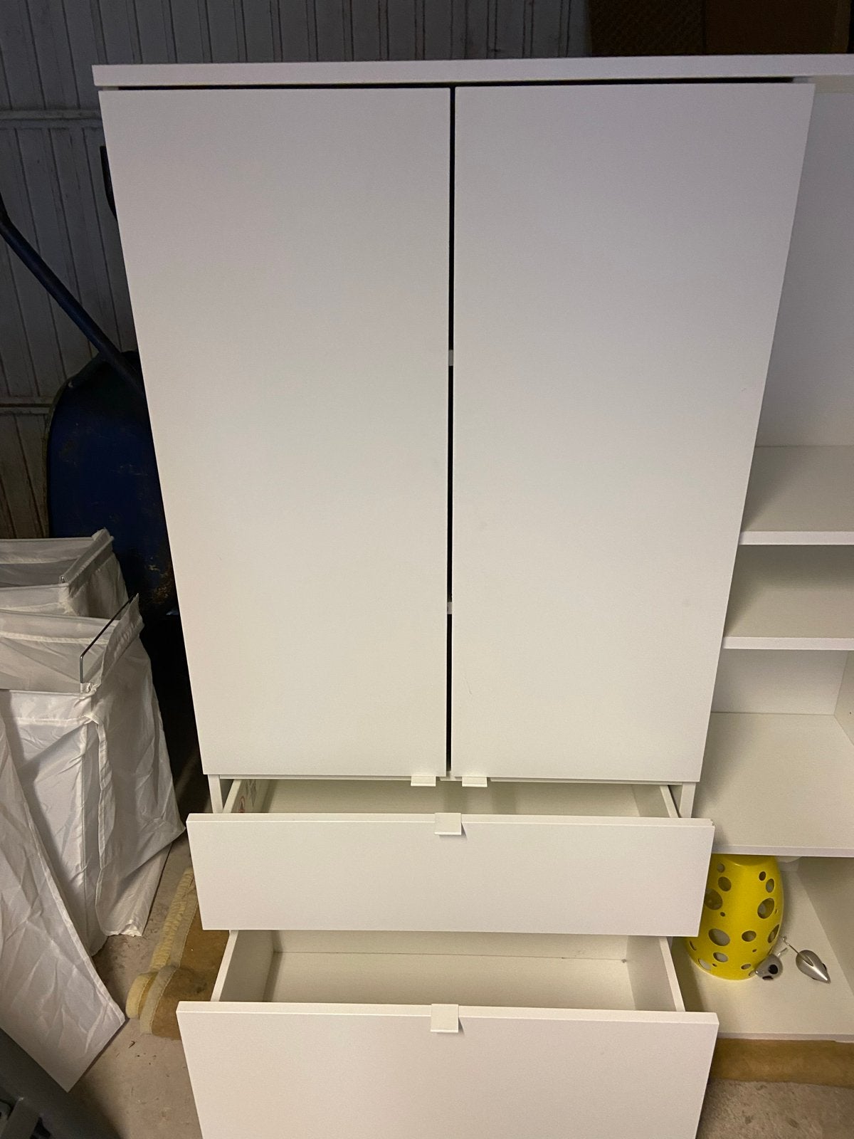 Witte kast met planken en lades, Ophalen, Gebruikt, 100 tot 150 cm, Met lade(s)
