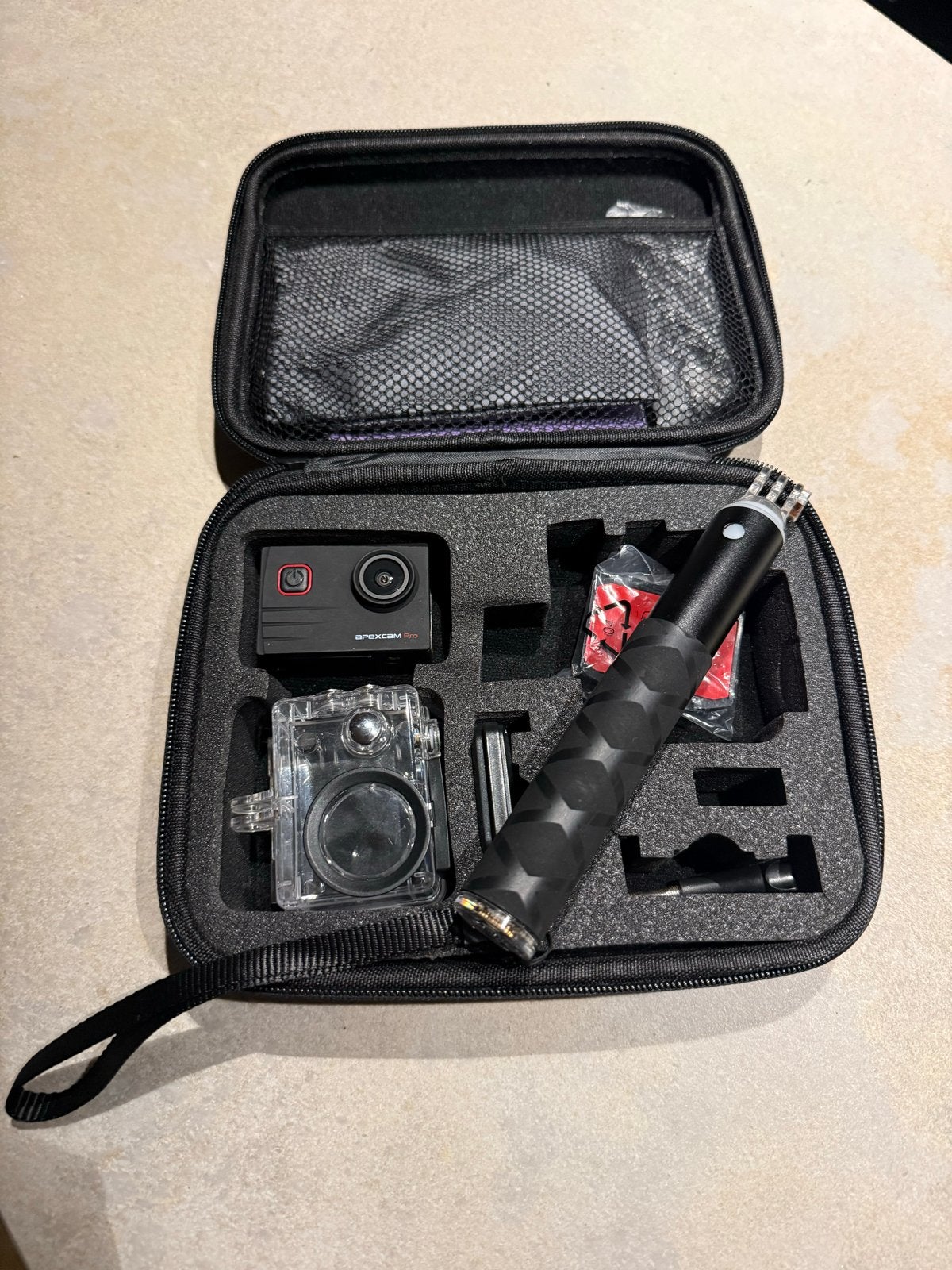 ApexCam 4K Action Camera met accessoires en koffer, Audio, Tv en Foto, Ophalen of Verzenden, Zo goed als nieuw, Overige merken
