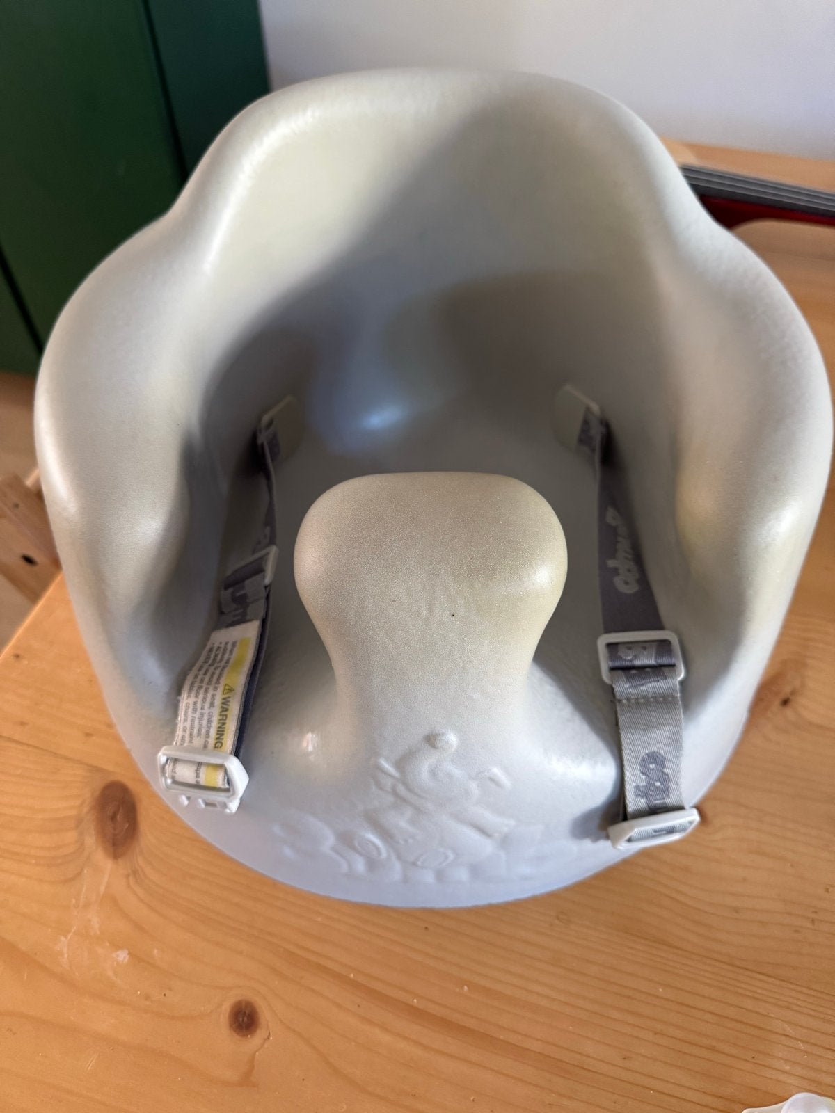 Bumbo stoeltje grijs - Comfortabele babyzitje, Kinderen en Baby's, Kinderstoelen, Ophalen, Gebruikt, Overige typen, Gordel(s)