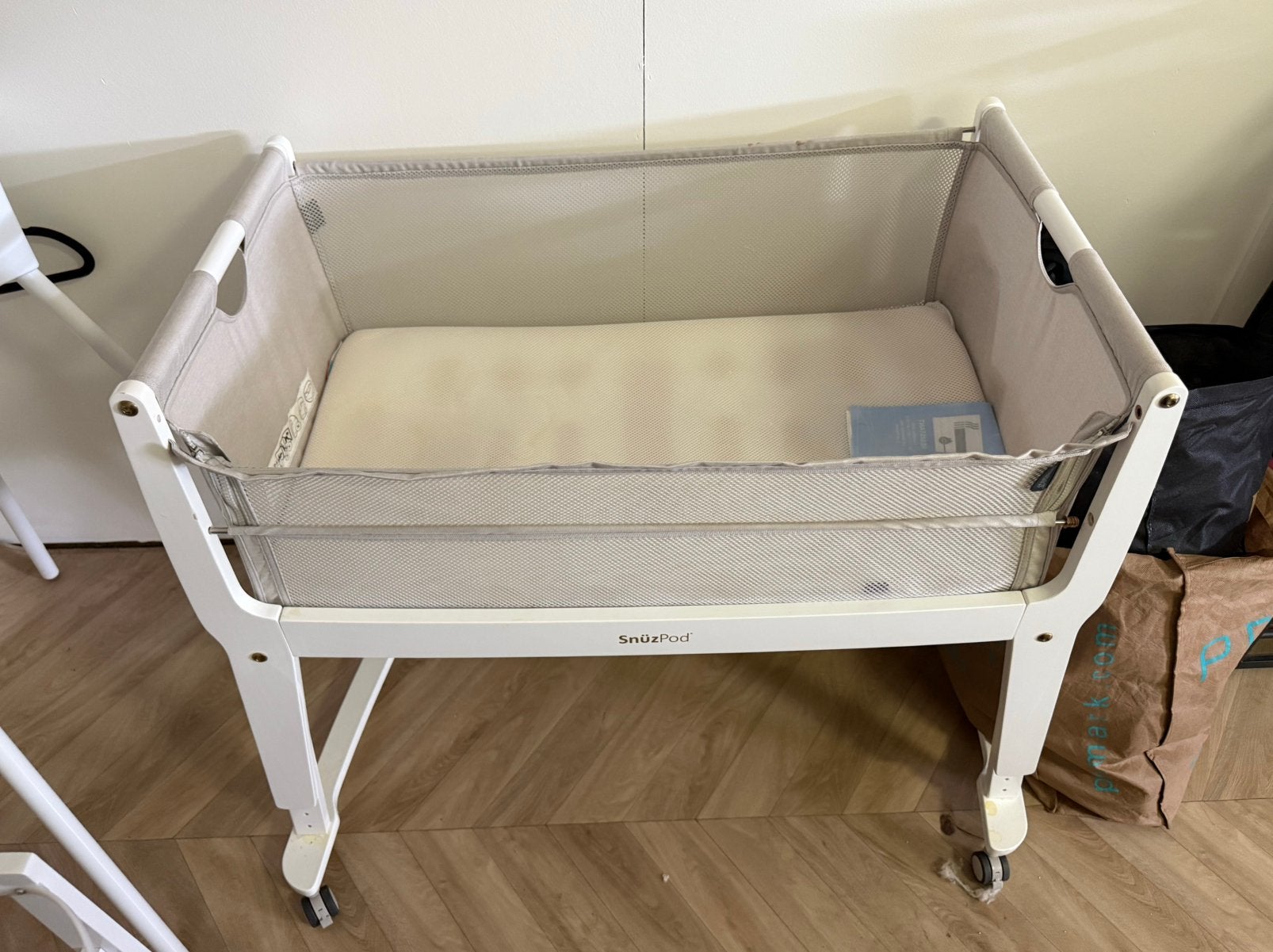 Snuz SnuzPod Studio Co-Sleeper - Cashmere, Ophalen of Verzenden, Zo goed als nieuw, Wieg