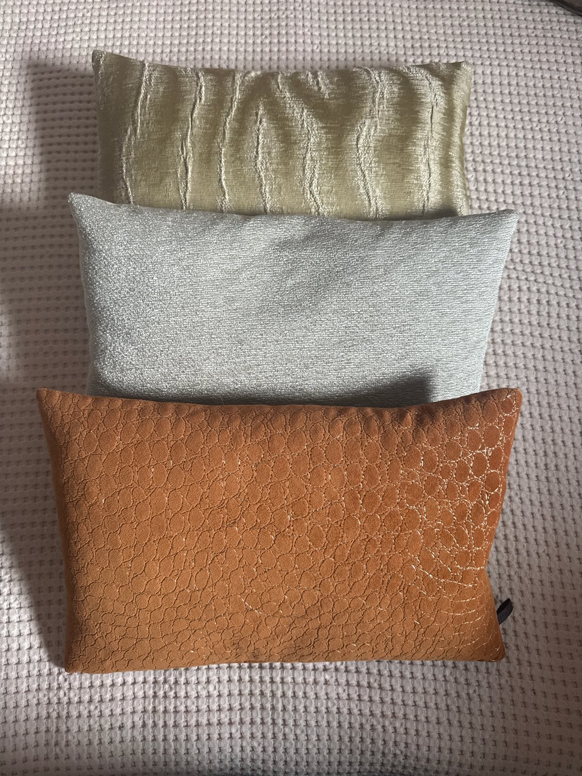 Set van 3 Claudi sierkussens - Beige, Grijs, Oranje, Meerkleurig, Inclusief binnenkussen, Ophalen of Verzenden, Zo goed als nieuw