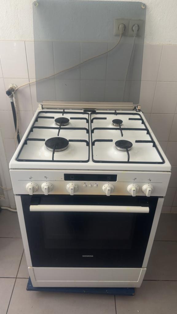 Siemens gasfornuis, Gebruikt, Gas, Vrijstaand, 85 tot 90 cm