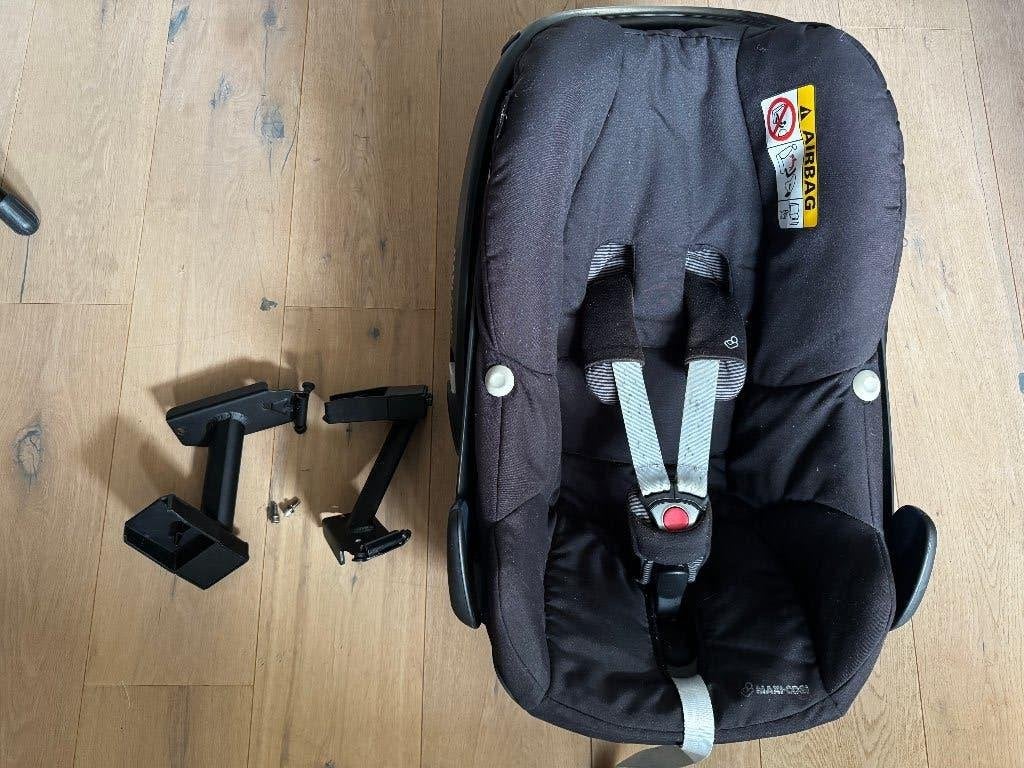 Maxicosi + Lovens bakfiets adapters, Ophalen, Gebruikt