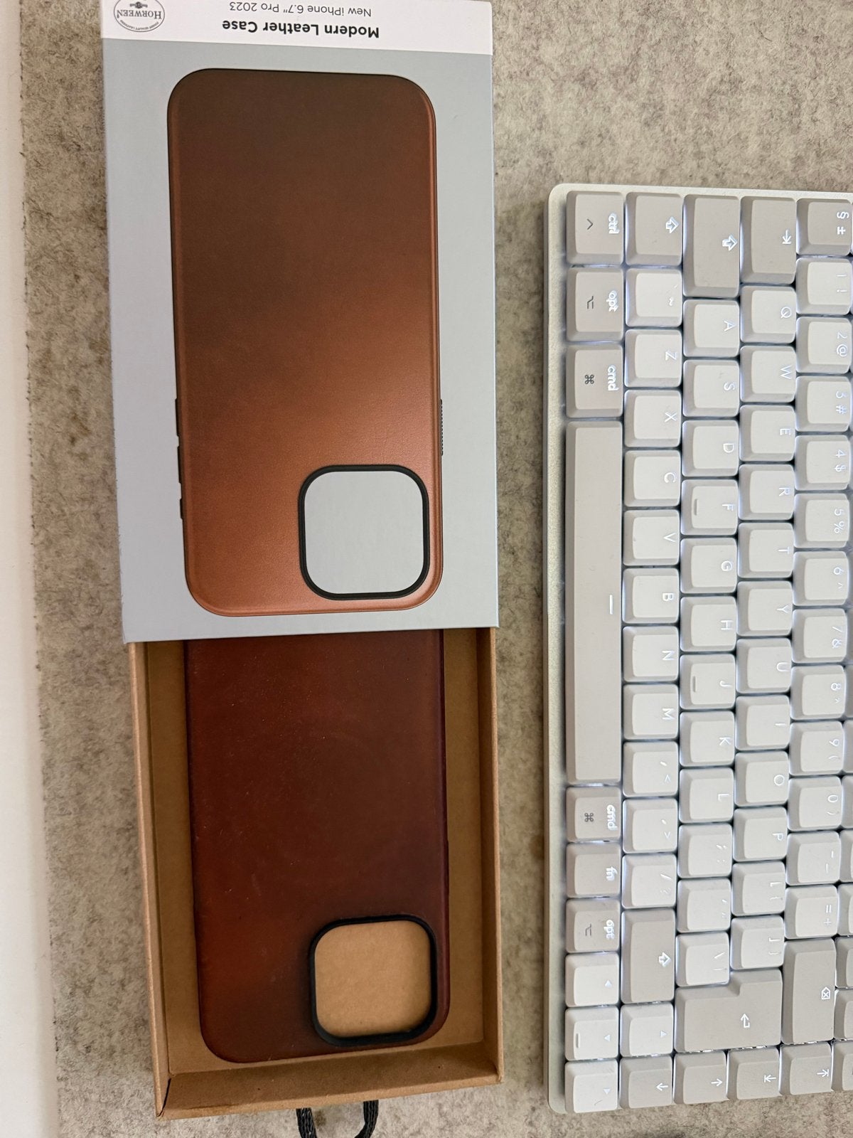 Nomad Modern Leather Case voor iPhone 17 Pro Max bruin, IPhone 17, Overige merken, Nieuw, Hoesje of Tasje