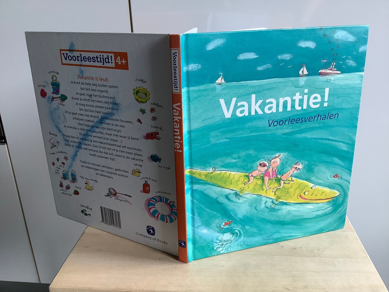 Vakantie is leuk voorleesboek Leopold 18x varia voorlezen, 5 of 6 jaar, Jongen of Meisje, Ophalen of Verzenden, Zo goed als nieuw